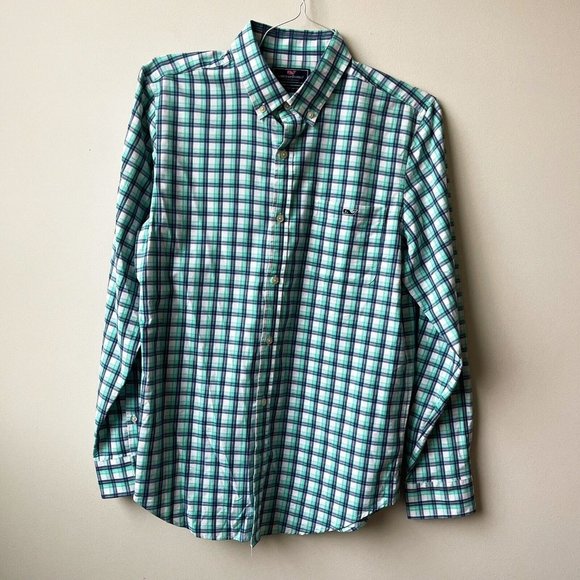 Vineyard Vines LOT of 3 -Pullover Plus 2 Slim Fit Tucker Shirts Mens Size Medium - Picture 11 of 16